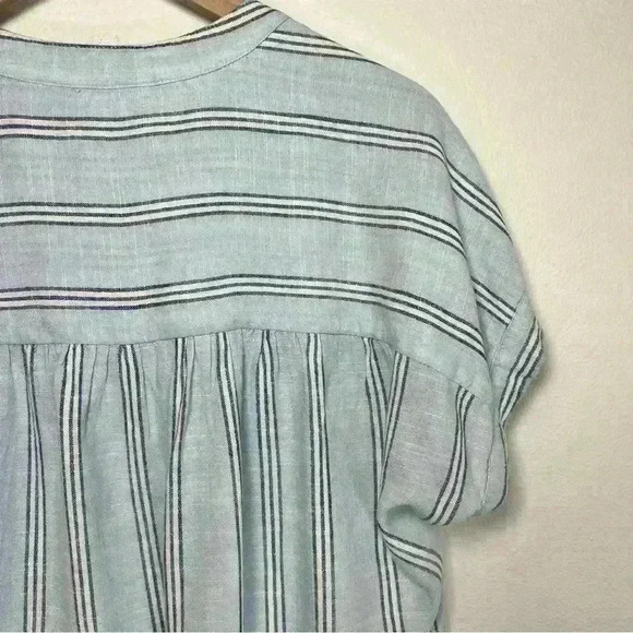 Splendid Women’s Striped V-Neck Collared Blouse Size Medium - Picture 7 of 12